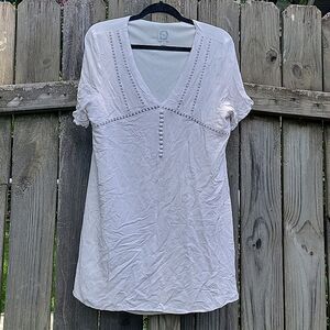 White mini dress with lace and button